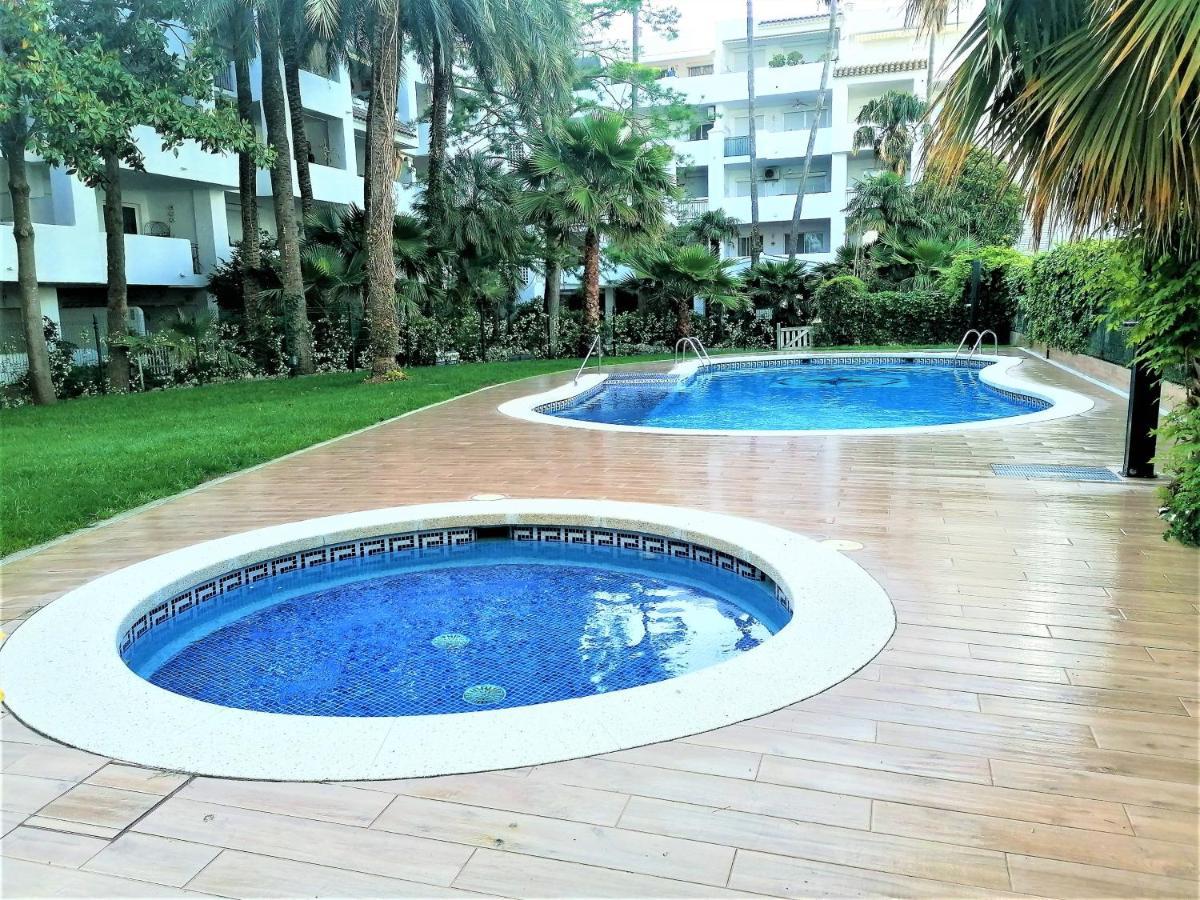 Global Immo 3330 Royal Marina I Tramuntana 4-10 Apartment Roses Luaran gambar