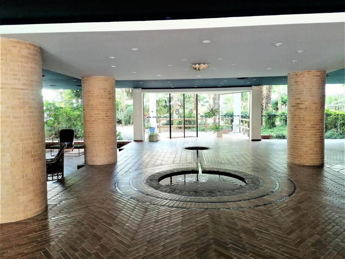 Global Immo 3330 Royal Marina I Tramuntana 4-10 Apartment Roses Luaran gambar